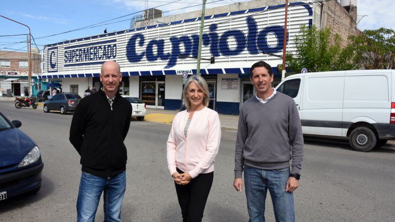 Los hermanos Capriolo, tomaron la posta del súper fundado por su padre.