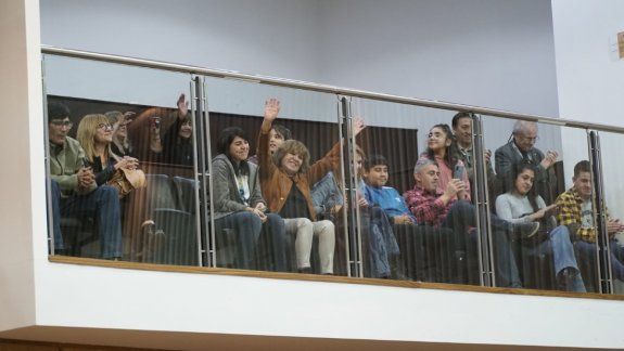 El cálido homenaje que recibió la mamá de Marcos Acuña en la Legislatura