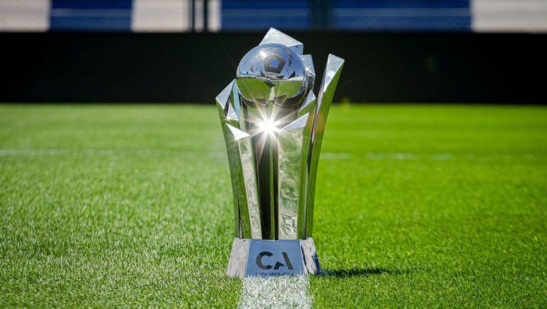 Boca y River ya conocen la fecha para sus partidos pendientes de la Copa Argentina.