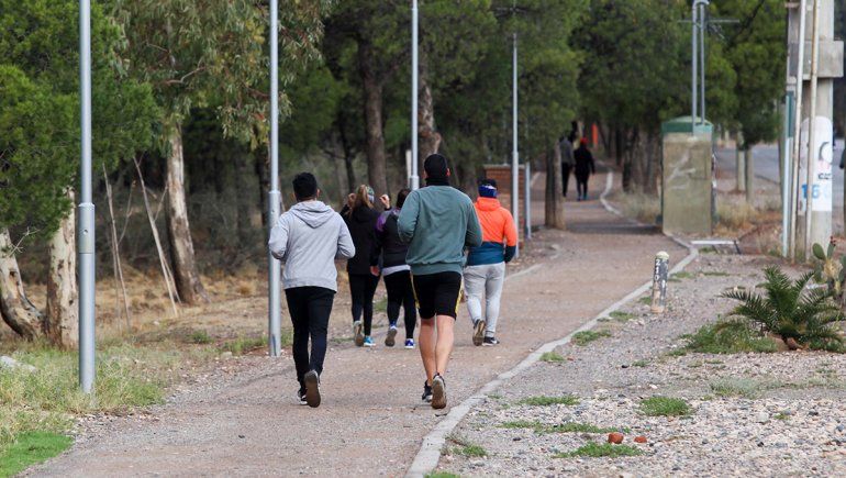 Con 41 personas positivas de covid, Neuquén llega a 2.100 casos