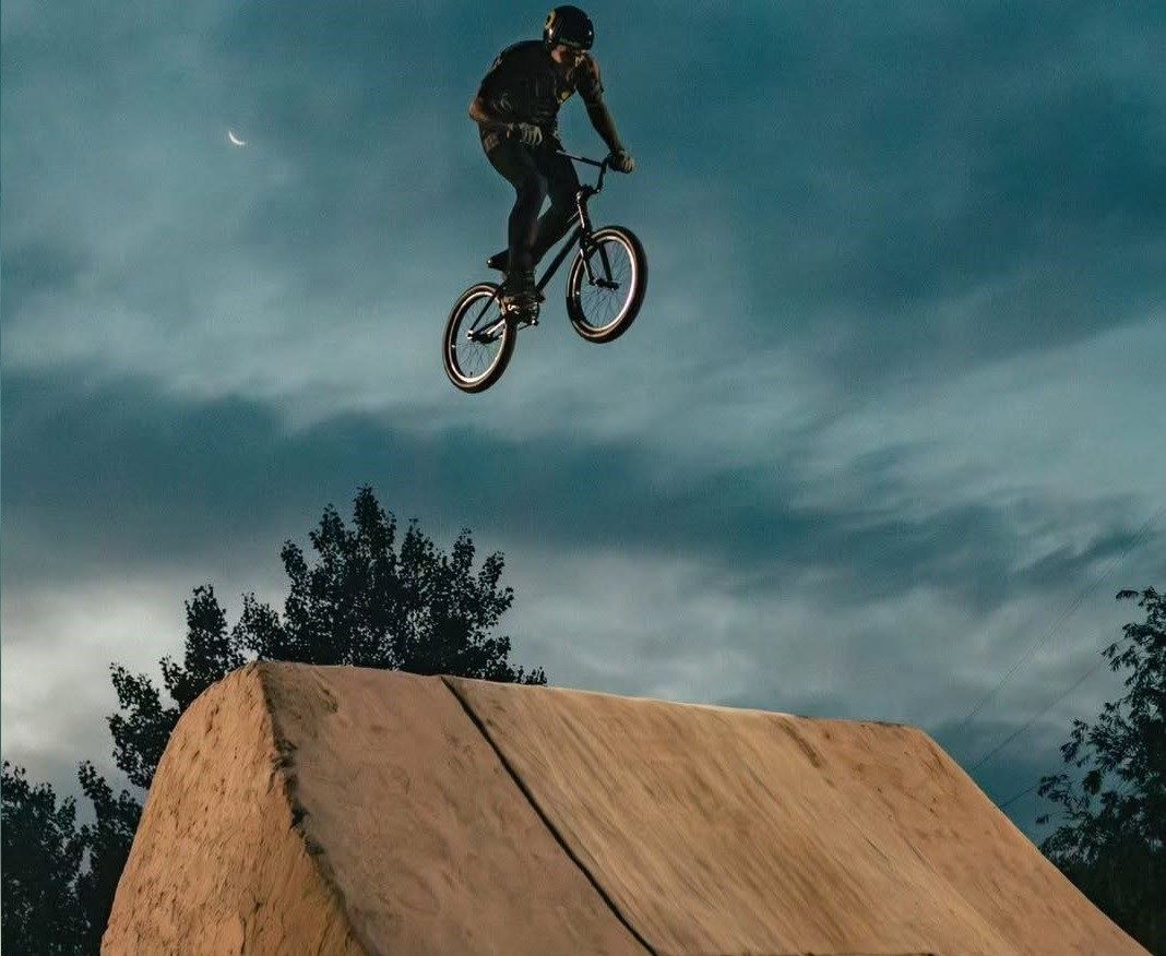 Qué es el Dirt jump