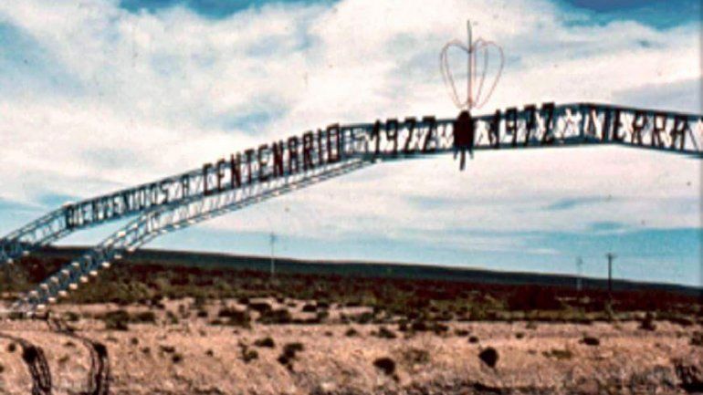 El viejo arco de Centenario surgió de una idea sindical