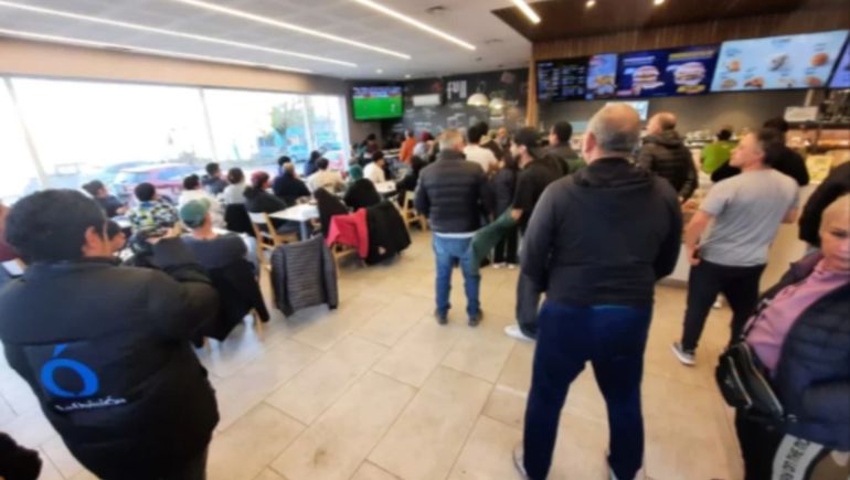 En Santa Cruz el triunfo de España se festejó en comercios con grupo electrógeno: 12 horas de apagón.