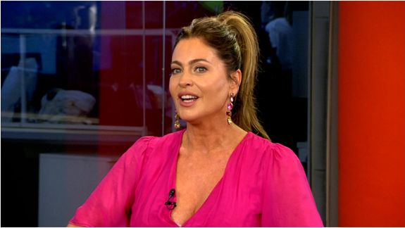 ¡Es otra! Karina Mazzocco se hizo un terrible cambio de look: Rubia divina