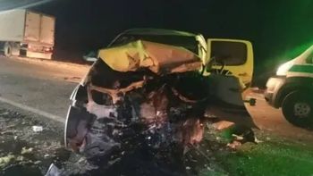 El estado de los vehículos mostró la violencia con que se produjo el impacto. El estado de los vehículos mostró la violencia con que se produjo el impacto.