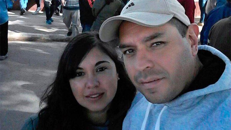 Un policía mató a su esposa y se pegó un tiro