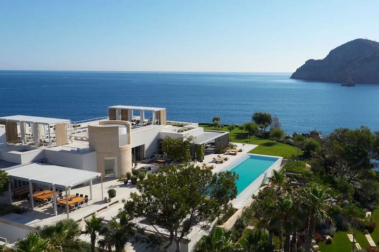 La mansión de Lionel Messi. La mansión de Lionel Messi.