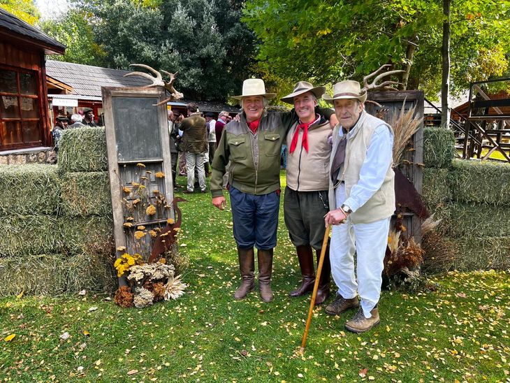 93 años después: de Andrés Reid a Bertil Andino, la misma pasión por el campo. 93 años después: de Andrés Reid a Bertil Andino, la misma pasión por el campo.