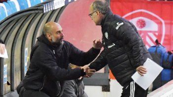 el afectuoso saludo entre bielsa y guardiola, ¿que se dijeron? el afectuoso saludo entre bielsa y guardiola, ¿que se dijeron?