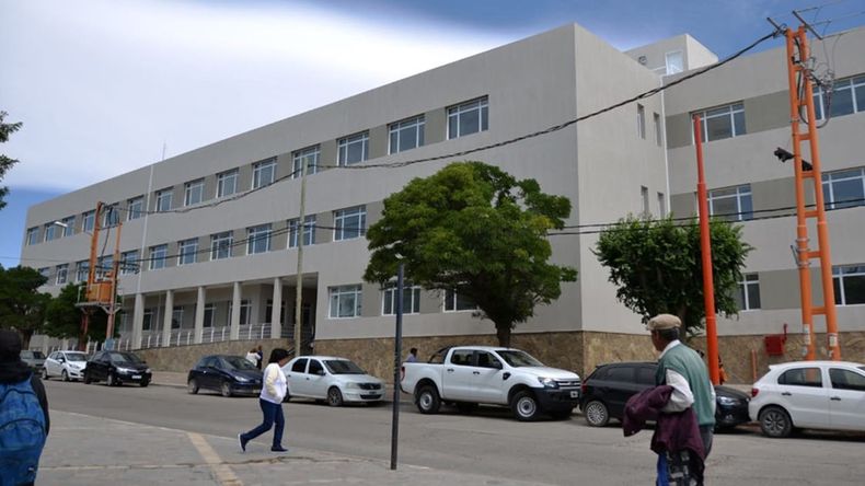 Intentó matar a su ex pareja: gatilló y la bala no salió | LM Neuquen Intentó matar a su ex pareja: gatilló y la bala no salió