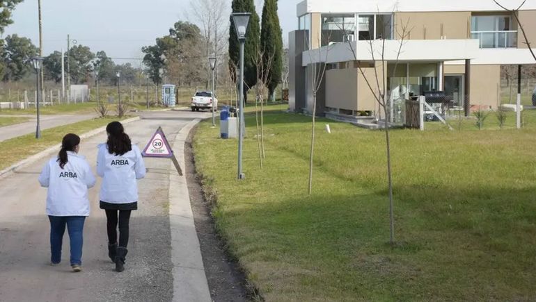 El country Grand Bell volvió a quedar bajo la lupa por sus sanciones internas y por conflictos que llevan años sin resolverse. El country Grand Bell volvió a quedar bajo la lupa por sus sanciones internas y por conflictos que llevan años sin resolverse.