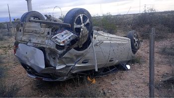 El conductor se salvó de milagro tras el vuelco en la Ruta 51.