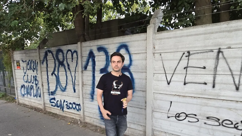 Video: Juan Grabois pintó un graffiti y Ramiro Marra lo tapó afirmando que tiene 41 años al pedo