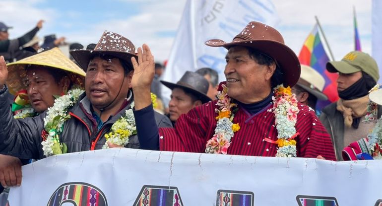 Evo Morales encabezando una movilización contra el presidente Arce.