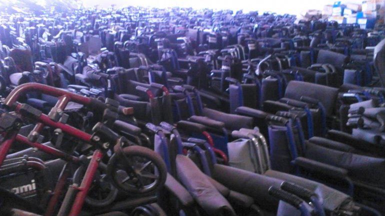Encontraron más de 16 mil sillas de ruedas abandonadas en PAMI
