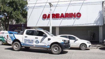 dos motochorros armados robaron en garbarino dos motochorros armados robaron en garbarino