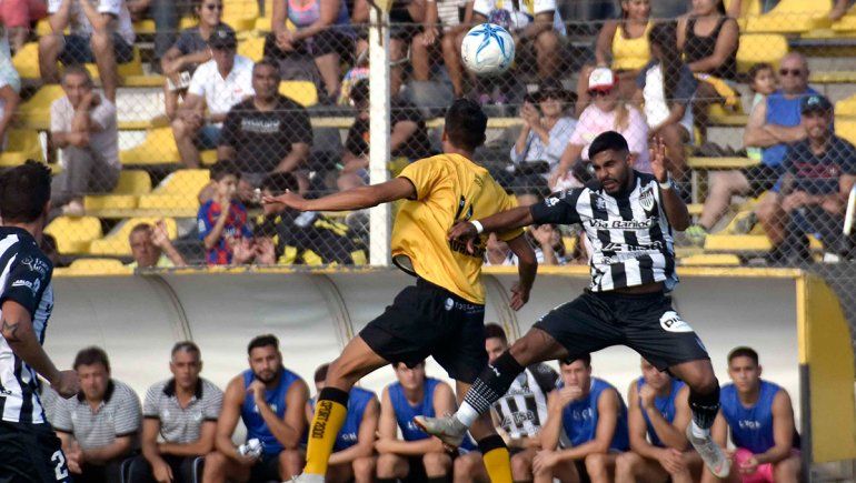 Cipo y el mal de ausencias para recibir a Olimpo de Bahía Blanca