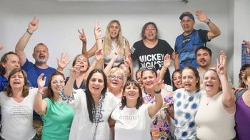 El festejo de ATEN tras las elecciones en el Conseo Provincial de Educación. El festejo de ATEN tras las elecciones en el Conseo Provincial de Educación.