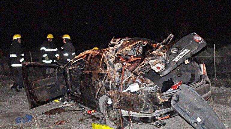 Catriel: una mujer murió al chocar un auto contra un caballo sobre la Ruta 151