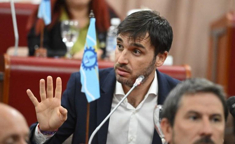 Nacho Torres planteó dudas sobre el origen de los incendios en Epuyén. Nacho Torres planteó dudas sobre el origen de los incendios en Epuyén.