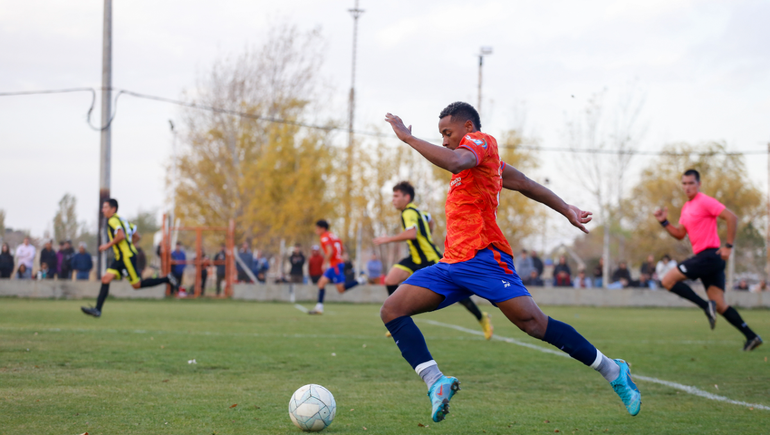Jair Blanco en el partido contra Pacífico del último domingo. Foto: Omar Novoa