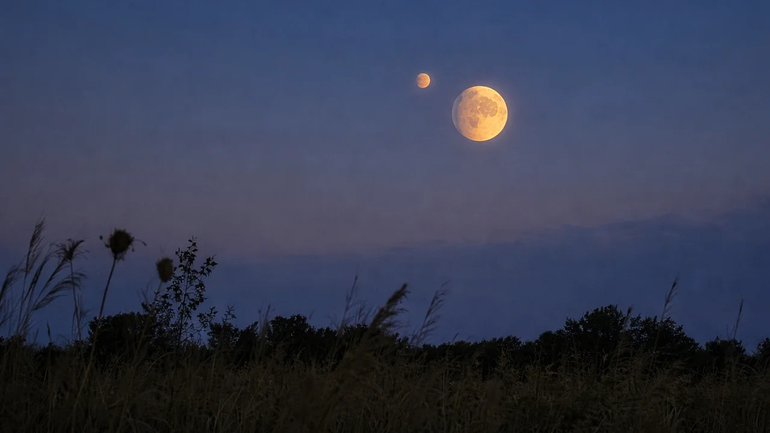 El fenómeno de la nueva luna en el cielo de la Tierra se hizo viral.