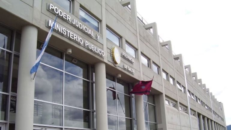 El alumno fue detenido por denuncias hechas entre las once víctimas. (Foto: Poder Judicial de Salta). El alumno fue detenido por denuncias hechas entre las once víctimas. (Foto: Poder Judicial de Salta).