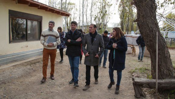 Gutiérrez recorrió el laboratorio de genética porcina