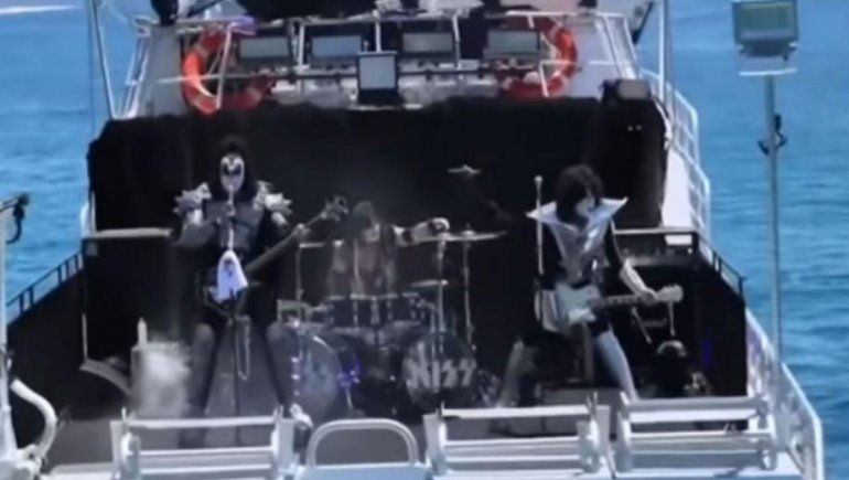 Concierto insólito: Kiss dio un show para ¡tiburones!
