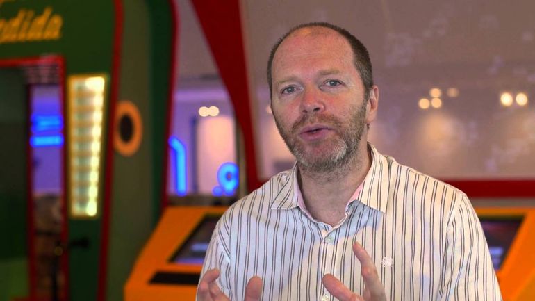 El científico y escritor Diego Golombek brindará la charla “La ciencia en la vida cotidiana”.