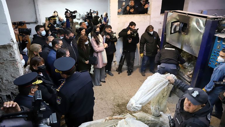 Quemaron en el Cementerio Central las drogas incautadas por la Policía de Neuquén