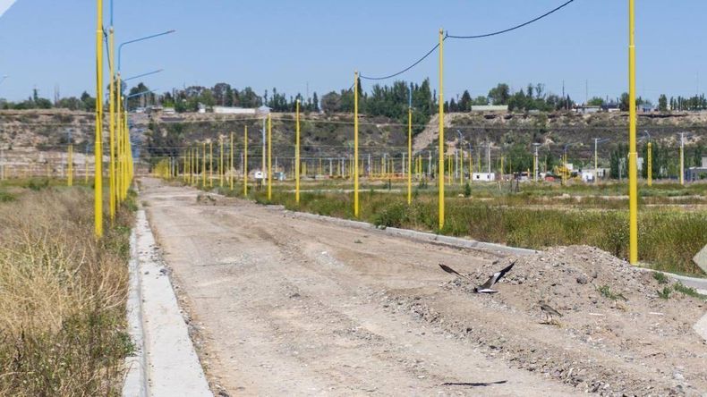 Reclaman por el acceso al ingreso, la falta de policía y servicios básicos. | LM Neuquen Reclaman por el acceso al ingreso, la falta de policía y servicios básicos.