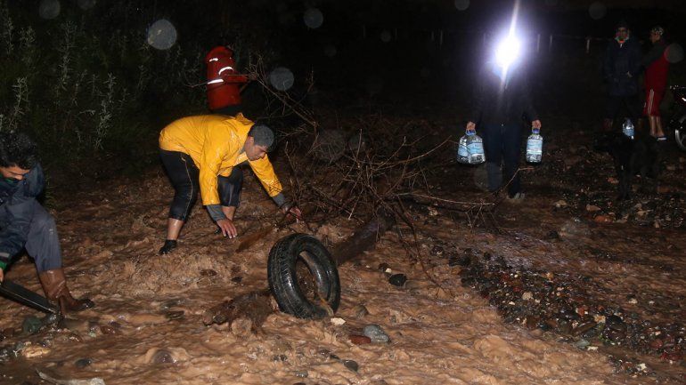 La tormenta se llevó puesta la red de gas en el barrio donde el agua arrastró viviendas en 2014.