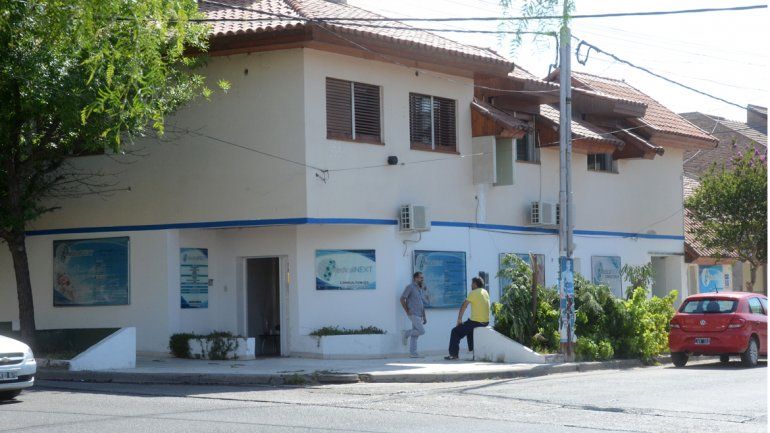 Salió del consultorio para tomar aire y lo asaltaron