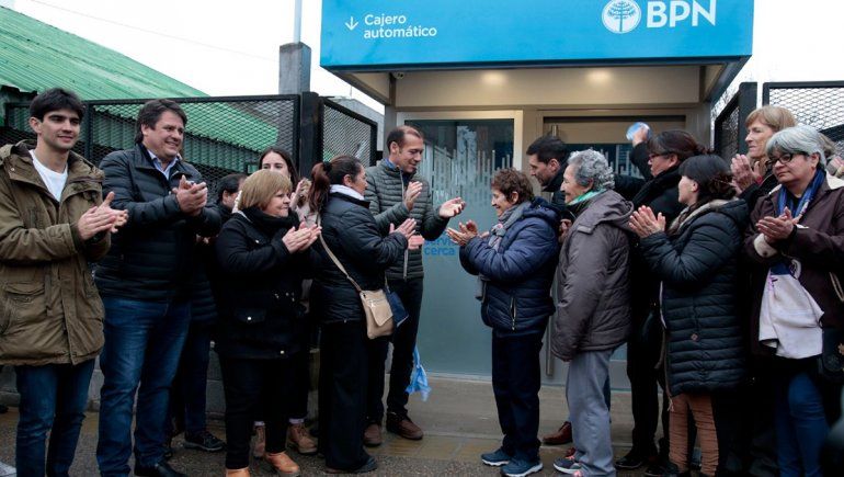 Villa Farrell ya cuenta en el barrio con un cajero automático del BPN
