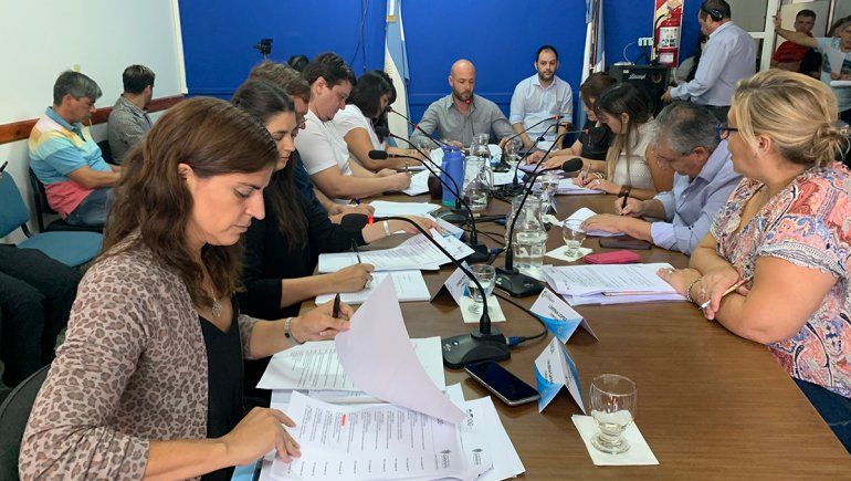 Al final, Bertoldi les devolvió la plata a los municipales