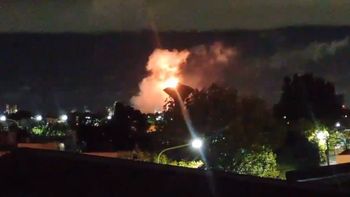 Impactante explosión en la refinería de YPF en Ensenada