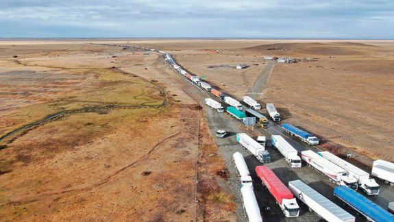 Por los cortes en Neuquén