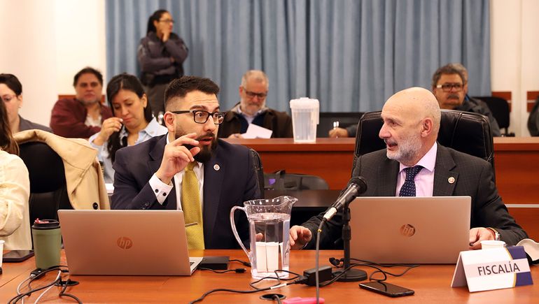 La causa por estafa con planes sociales está liderada por los fiscales Pablo Vignaroli y Juan Narvárez. La causa por estafa con planes sociales está liderada por los fiscales Pablo Vignaroli y Juan Narvárez.