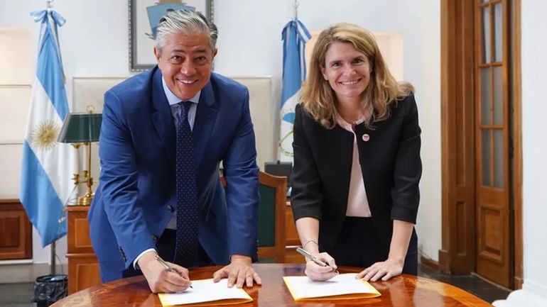 Rolando Figueroa y Catherine Remy. Rolando Figueroa y Catherine Remy.