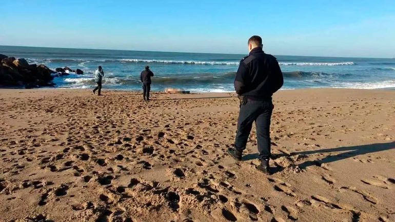 Espeluznante: hallan un cuerpo decapitado en la playa de Miramar