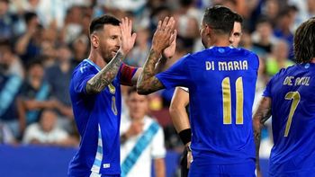 lionel messi elogio a una joya de la seleccion argentina: tiene un futuro barbaro lionel messi elogio a una joya de la seleccion argentina: tiene un futuro barbaro