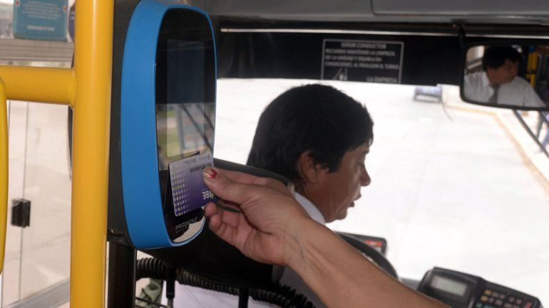 Los choferes no tienen cómo saber si abusan de los pases libres.