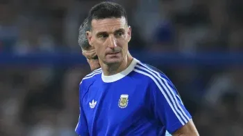 En medio del Mundial 2026, hubieron avances de cara a la renovación del vínculo de Scaloni con la Selección. En medio del Mundial 2026, hubieron avances de cara a la renovación del vínculo de Scaloni con la Selección.
