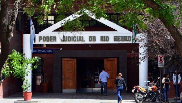 Luego de ser despedida, la empleada doméstica recibió un fallo favorable y deberán pagarle una indemnización de más de $20 millones. Luego de ser despedida, la empleada doméstica recibió un fallo favorable y deberán pagarle una indemnización de más de $20 millones.