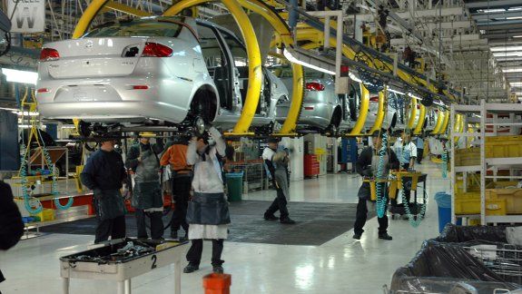 La recesión no se detiene: la economía cayó 3
