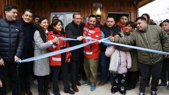 Las autoridades y personal del SIEN, durante la inauguración.