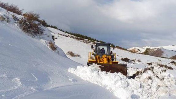 Rutas despejadas y asistencia en el interior por las nevadas