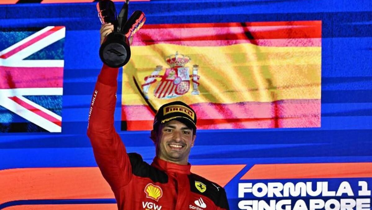 Carlos Sainz ganó en Singapur y cortó la racha de Max Verstappen