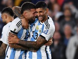 Cuti Romero, defensor de la selección argentina, podría abandonar Tottenham en la previa del Mundial 2026. Cuti Romero, defensor de la selección argentina, podría abandonar Tottenham en la previa del Mundial 2026.